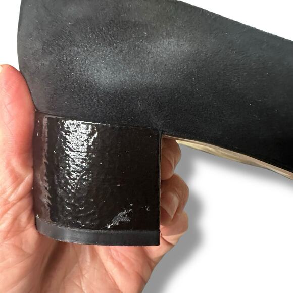 Perlina Pumps Peaches Low Block Heel Gold Details Suede and Patent Leather 9.5M - Picture 15 of 16